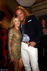 高清组图：凯莉-米洛亮相米兰时装周华服美艳