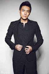 组图：霍政谚写真棱角分明展男色诱魅惑