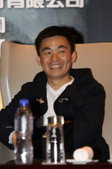 幻灯：《火龙对决》上海首映 黎明避谈隐婚事件