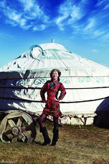 高清组图：郝蕾草原写真信马由缰 表达自然之爱