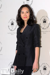 组图：成宥利裴斗娜朴炯植等助阵品牌活动