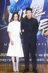 独家：权相佑珉豪帅气撑新剧 郑丽媛白衣个性