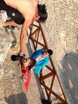 组图：戚薇写真花絮首曝光 感恩粉丝赞战友