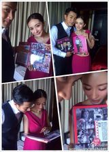 组图：杨幂刘恺威婚礼前露面 桃红裙子喜庆