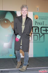 组图：《过界》陈坤为戏增肥 刘嘉玲大气包场