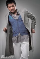 组图：佟大为型男风范 多次登上精品杂志封面