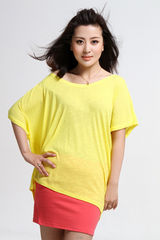 组图：桑叶红新写真女人味十足