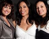 杰西卡-阿尔芭和伊娃-朗格利亚等明星合拍写真(图)