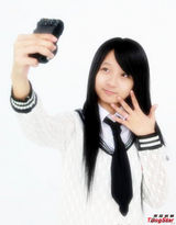 组图：许雅涵转型拍萌照青春洋溢