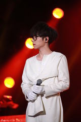 组图：华晨宇将加盟央视梦想星搭档公益盛典