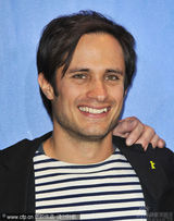 幻灯图集：《革命》记者会 盖尔-加西亚现身柏林