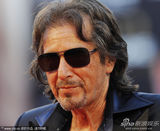 组图：《莎乐美》首映 导演帕西诺携小女友现身