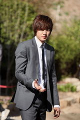 高清组图：李民浩新剧《城市猎人》帅气剧照欣赏