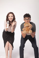 组图：张萌张铎80后大片搞笑上演逗娃大全