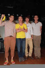 组图：NEWAY MUSIC LIVE RUBBER BAND音乐会举行