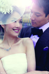 高清图：杨千嬅甜蜜拍婚纱照 与丁子高幸福相拥