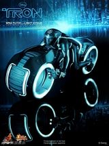 高清组图：《创战纪》超炫光电摩托全景图曝光