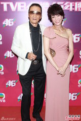 组图：无线46周年台庆亮灯 小生花旦齐出动