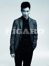 组图：黄立行拍《费加罗》大片 绅士装秀硬朗