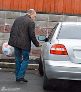 黎明旧金山豪宅迎新年 乐基儿面色红润甜蜜拥抱(图)