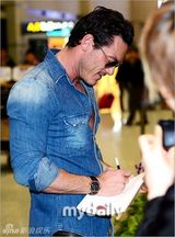 组图：卢克-伊万斯访韩宣传《速度与激情6》