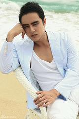 组图：明道独享悠闲假期 海边轻松惬意