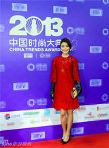 组图：众星冬夜闪耀时尚大典 倪妮甜美梁静霸气