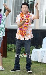 组图：《享受今天》新闻发布会 申贤俊郑俊浩捧场