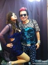 组图：高凌风微博回顾 病中仍坚持工作乐观积极