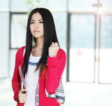 组图：《青春风暴》定妆照曝光 任容萱赵显宰领衔