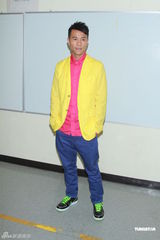 组图：梁汉文替霆锋开脱罪名 郑欣宜称离婚也可爱子 