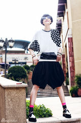 组图：时尚设计师夕又米街拍似潇洒美少年