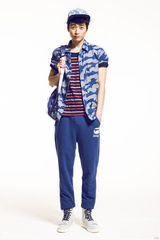 组图：韩承羽诠释花样型男 清新型范