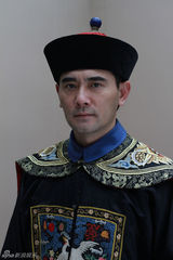 高清图：《天行健》造型照曝光 赵文瑄扮清华校长