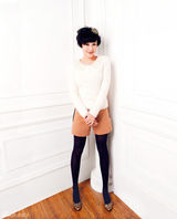 组图：谢紫彬甜美写真 表情生动卖萌