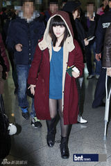 组图：SHINeeBEAST等赴巴黎参加《音乐银行》公演