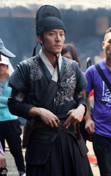 组图：张震新片过足功夫瘾 刘诗诗迷倒仨型男