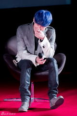 组图：SJ-M新专辑发布 秀搞笑中文