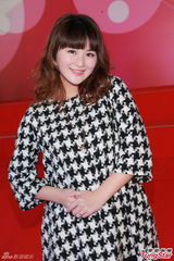 组图：群星贺梁家树荣休 汪明荃马德钟现身