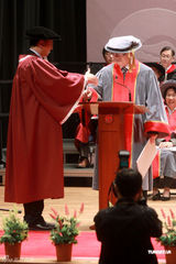 高清图：杜琪峰获颁荣誉院士 刘德华任达华等捧场