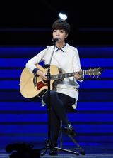 组图：群星献唱中歌榜 韩庚潘玮柏劲歌热舞