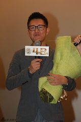 组图：《4楼B座》首映 蒲巴甲等齐对付辛博使坏