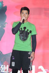 组图：郭富城限制饮食保持体态 称50岁前成婚