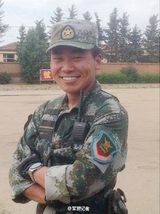 网曝真实版许三多:北京军区士官撞脸王宝强(图)