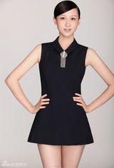 组图：柯蓝练束梅闺蜜大片  演绎双生姐妹花