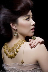 组图：阚清子奢华写真眼神妖娆迷离