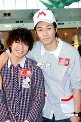 幻灯图：谢安琪荣幸陈奕迅个唱演绎《囍帖街》