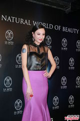 组图：周丽淇不羡慕angelababy 郑希怡嫉妒阿Sa(蔡卓妍)看极光