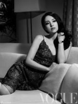 组图：董璇VOGUE黑白大片 彰显极致女性魅力