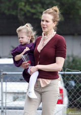 策划：明星宝宝着装大PK 小七苏瑞领衔萌妹子